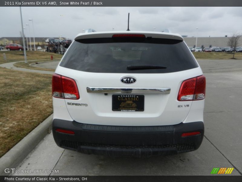 Snow White Pearl / Black 2011 Kia Sorento EX V6 AWD