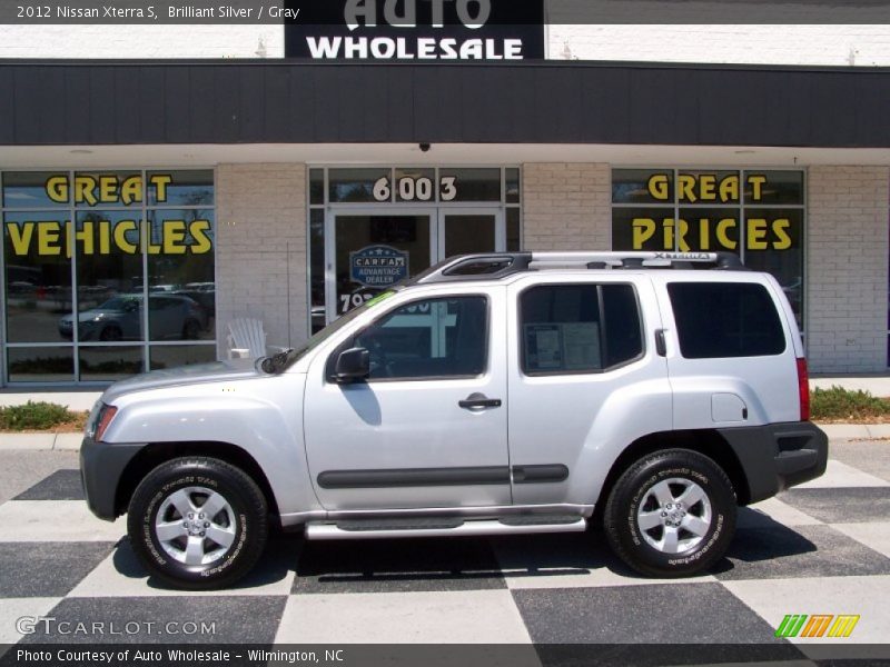Brilliant Silver / Gray 2012 Nissan Xterra S