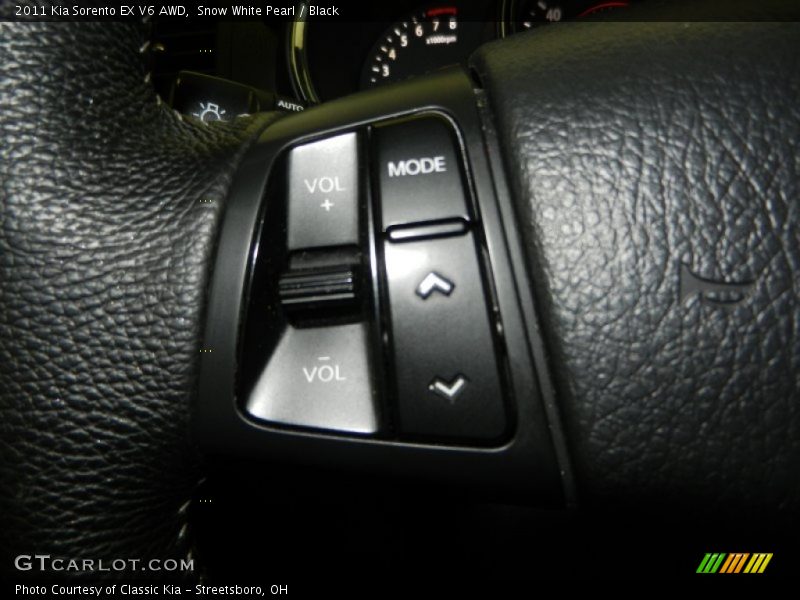 Snow White Pearl / Black 2011 Kia Sorento EX V6 AWD