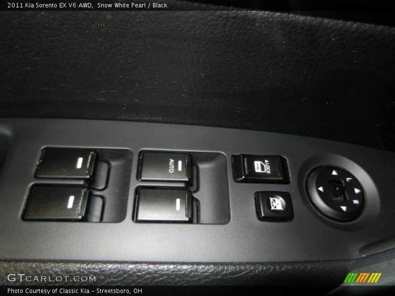 Snow White Pearl / Black 2011 Kia Sorento EX V6 AWD