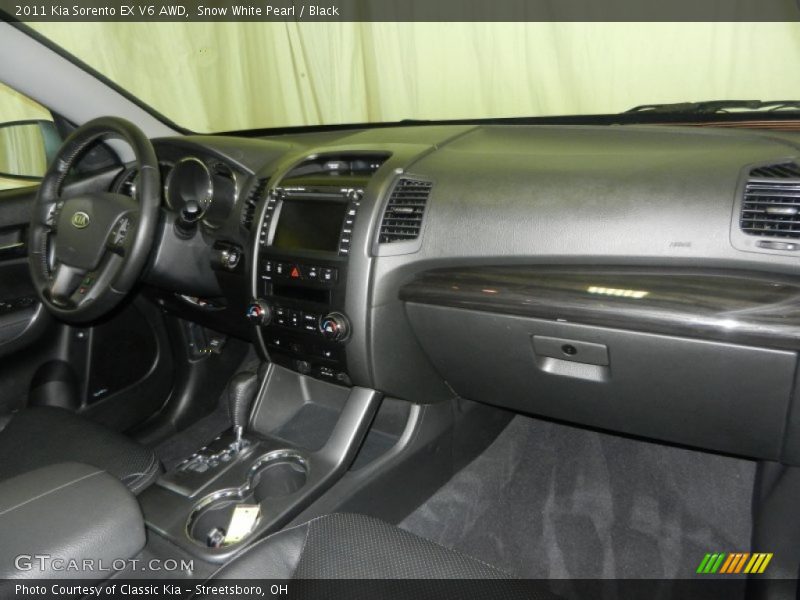 Snow White Pearl / Black 2011 Kia Sorento EX V6 AWD