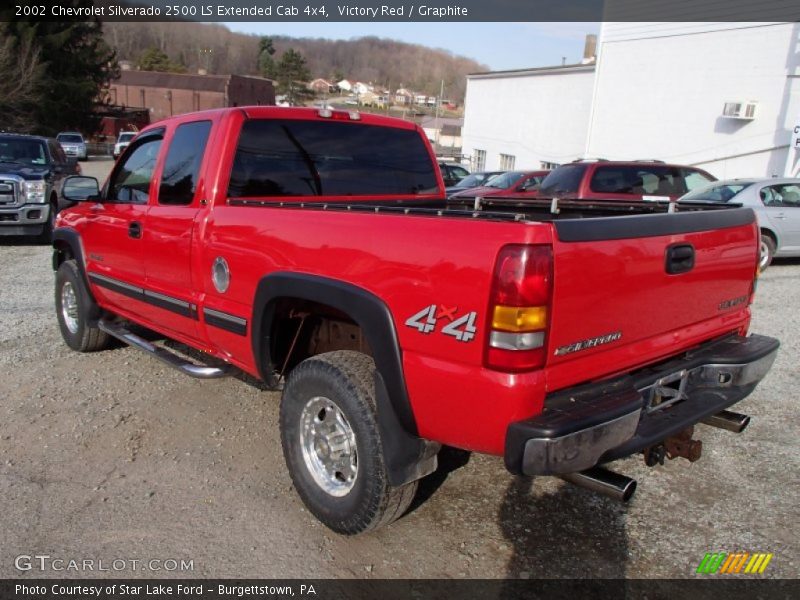 Victory Red / Graphite 2002 Chevrolet Silverado 2500 LS Extended Cab 4x4
