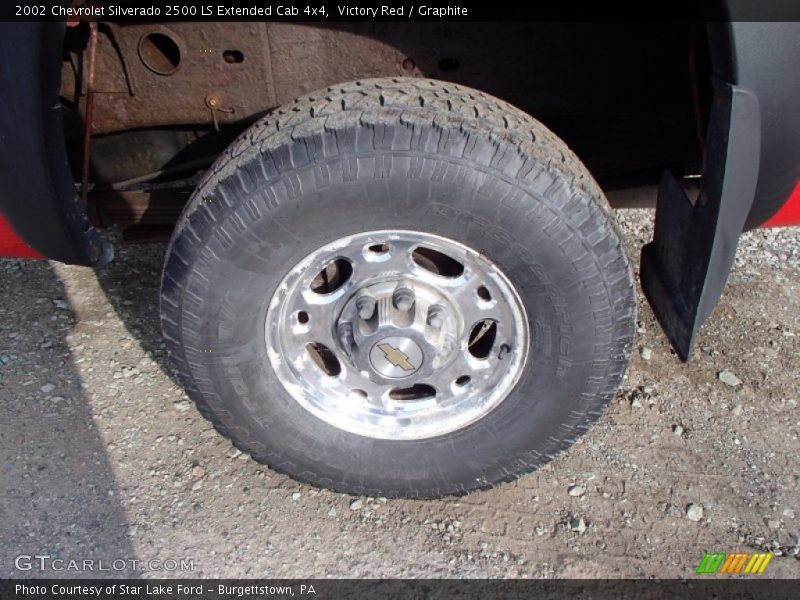 Victory Red / Graphite 2002 Chevrolet Silverado 2500 LS Extended Cab 4x4