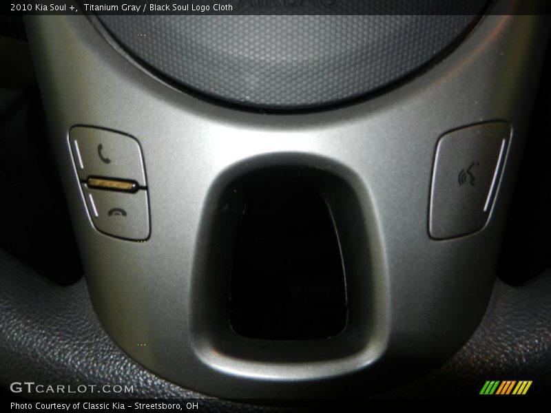 Titanium Gray / Black Soul Logo Cloth 2010 Kia Soul +
