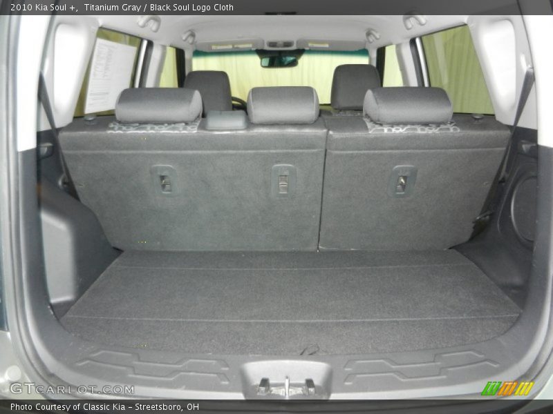 Titanium Gray / Black Soul Logo Cloth 2010 Kia Soul +
