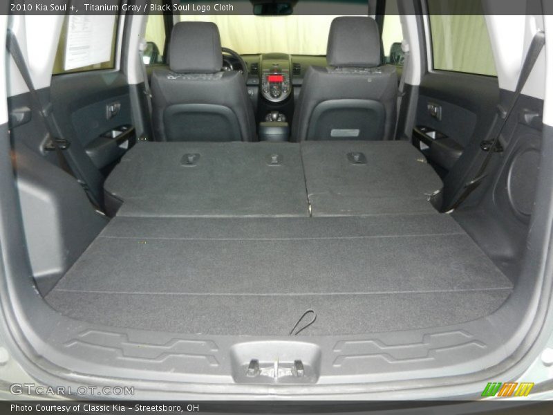 Titanium Gray / Black Soul Logo Cloth 2010 Kia Soul +
