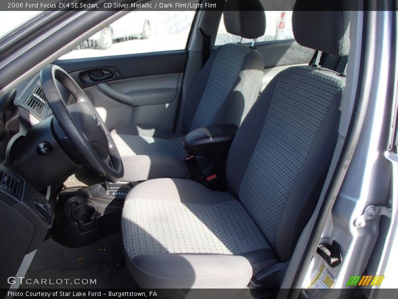 CD Silver Metallic / Dark Flint/Light Flint 2006 Ford Focus ZX4 SE Sedan