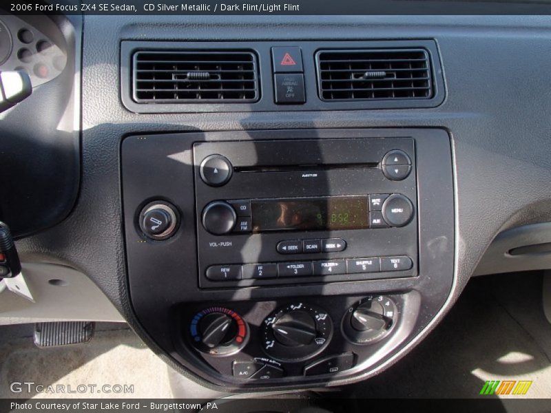 CD Silver Metallic / Dark Flint/Light Flint 2006 Ford Focus ZX4 SE Sedan