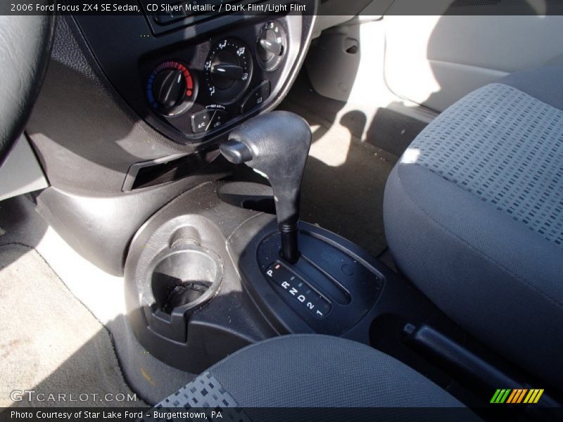 CD Silver Metallic / Dark Flint/Light Flint 2006 Ford Focus ZX4 SE Sedan