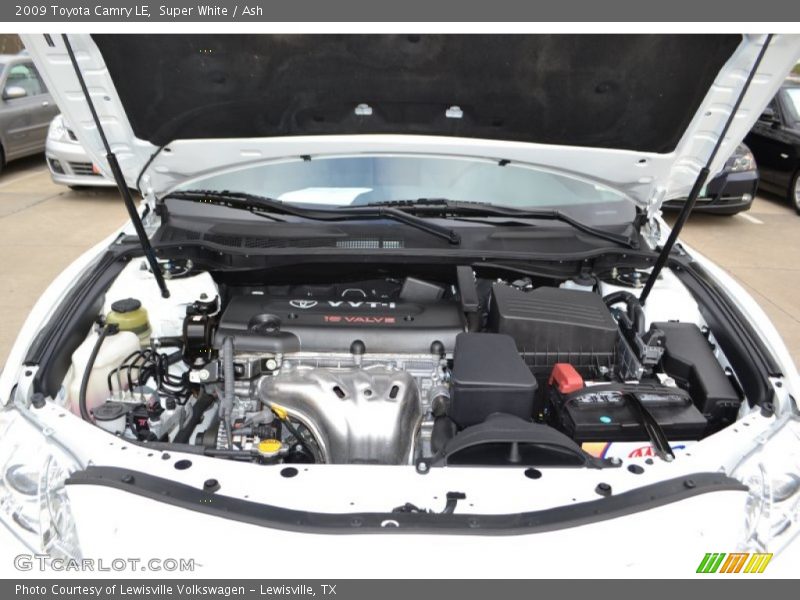 Super White / Ash 2009 Toyota Camry LE