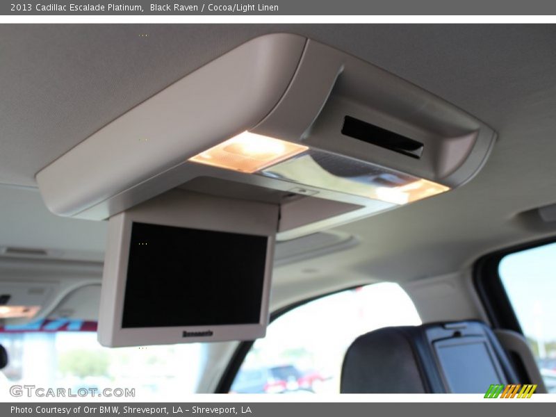 Entertainment System of 2013 Escalade Platinum