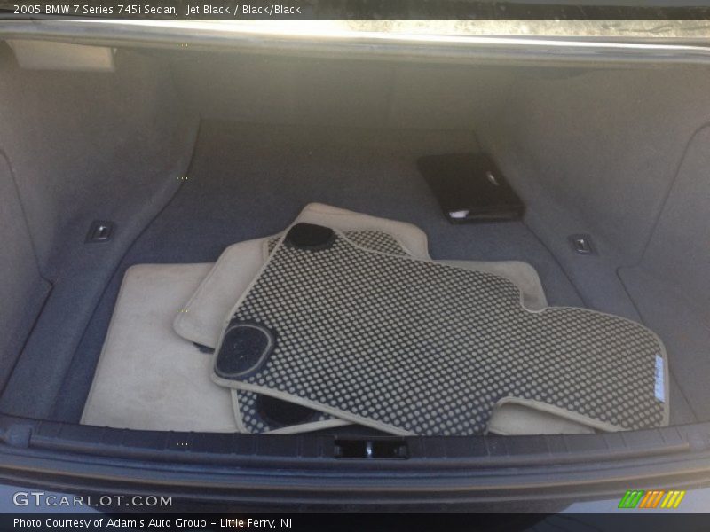 Jet Black / Black/Black 2005 BMW 7 Series 745i Sedan