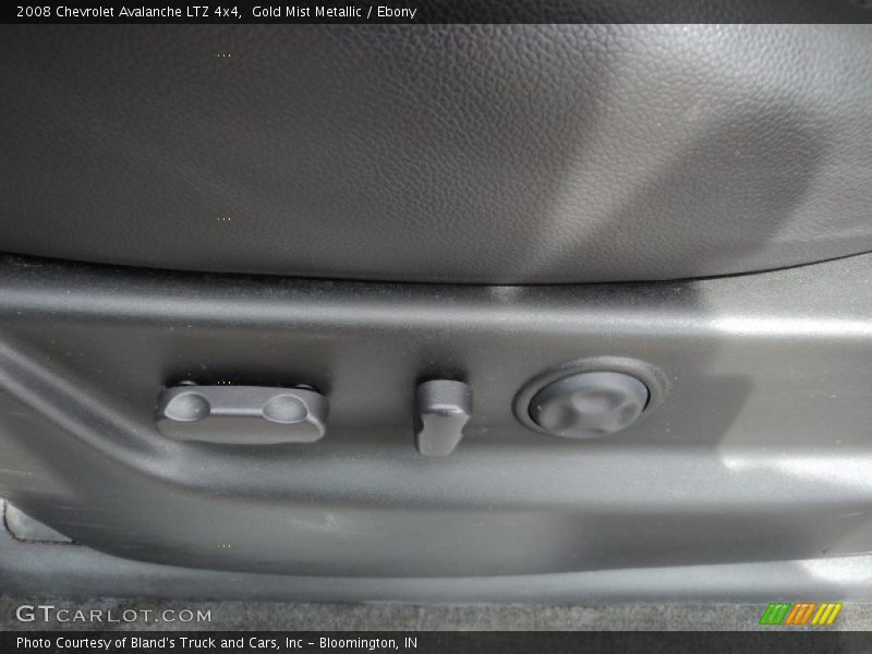Gold Mist Metallic / Ebony 2008 Chevrolet Avalanche LTZ 4x4