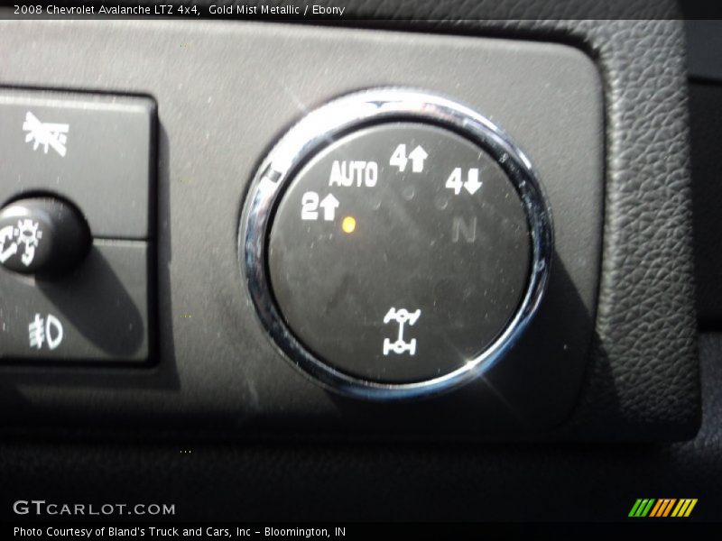 Gold Mist Metallic / Ebony 2008 Chevrolet Avalanche LTZ 4x4