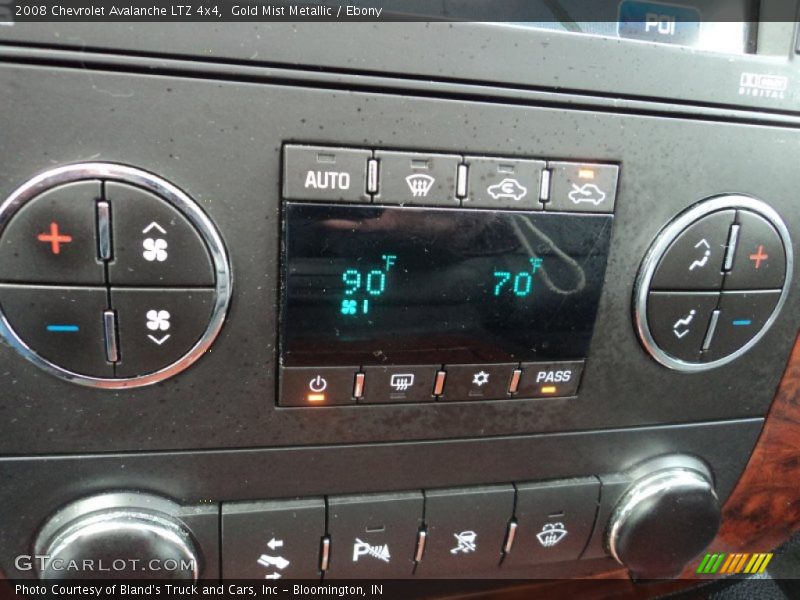 Gold Mist Metallic / Ebony 2008 Chevrolet Avalanche LTZ 4x4