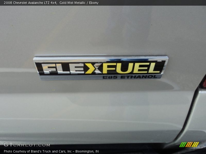 Gold Mist Metallic / Ebony 2008 Chevrolet Avalanche LTZ 4x4