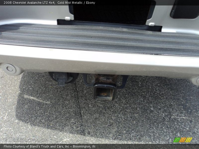 Gold Mist Metallic / Ebony 2008 Chevrolet Avalanche LTZ 4x4