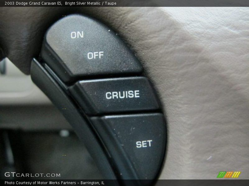 Bright Silver Metallic / Taupe 2003 Dodge Grand Caravan ES