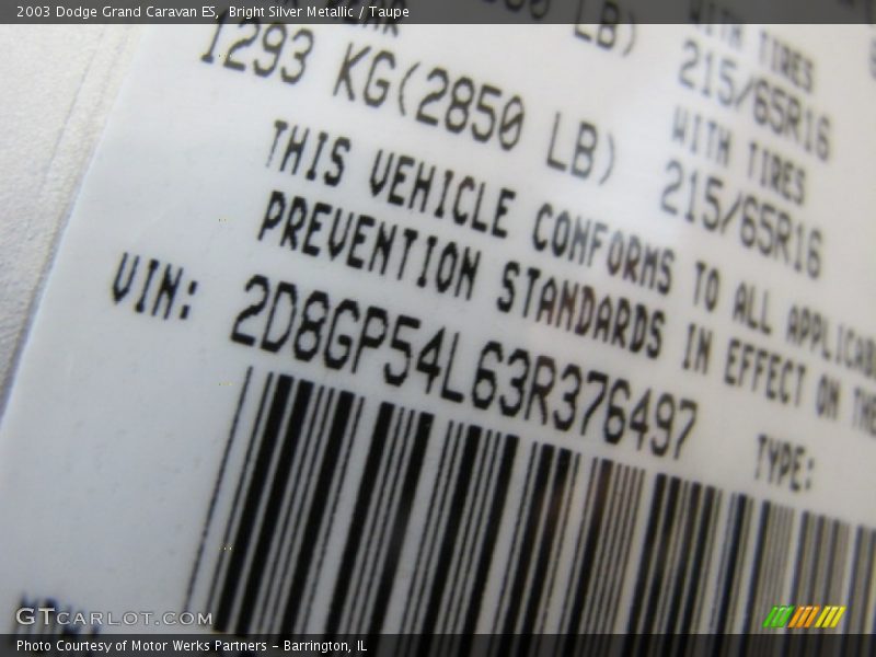 Bright Silver Metallic / Taupe 2003 Dodge Grand Caravan ES