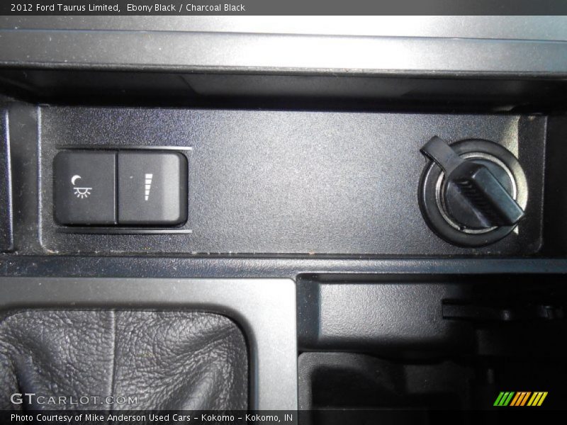 Ebony Black / Charcoal Black 2012 Ford Taurus Limited