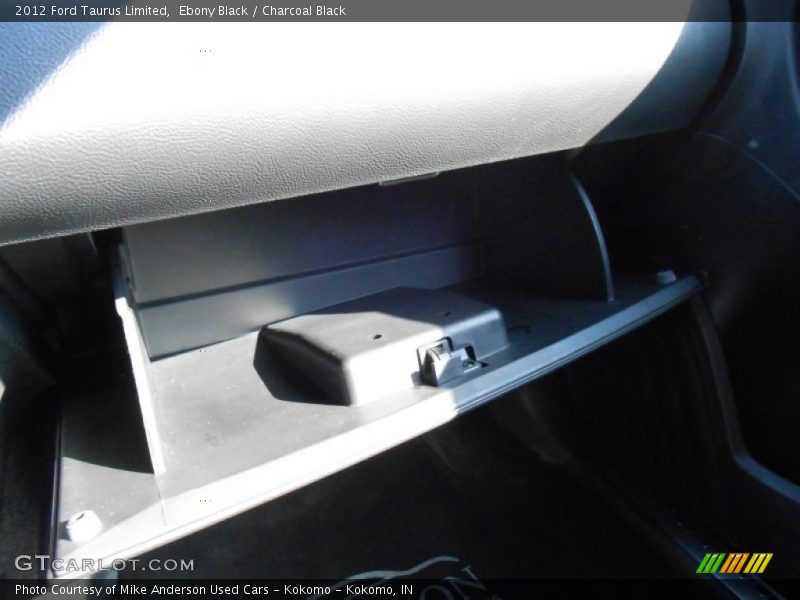 Ebony Black / Charcoal Black 2012 Ford Taurus Limited