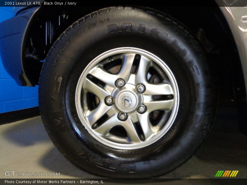 Black Onyx / Ivory 2001 Lexus LX 470