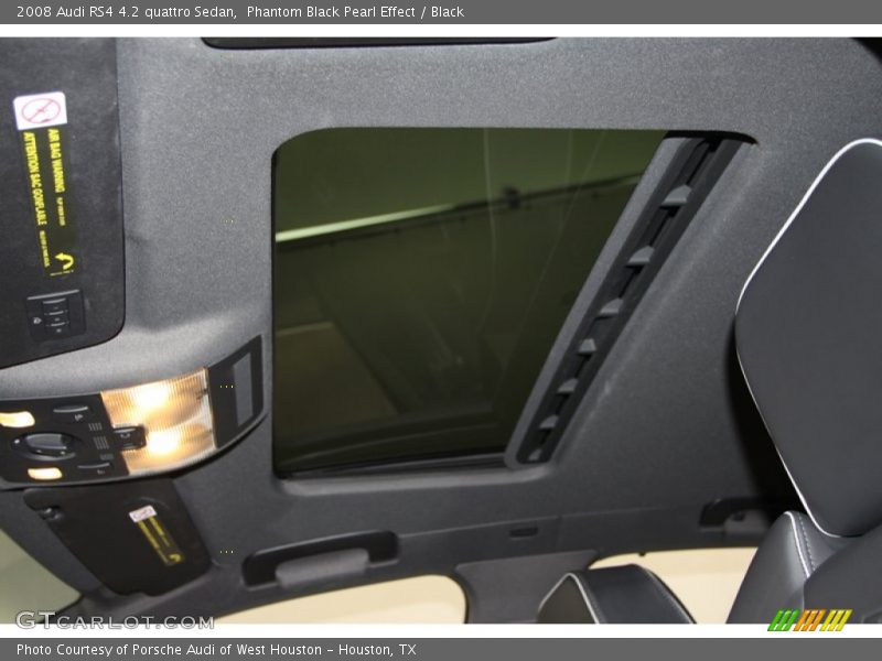 Sunroof of 2008 RS4 4.2 quattro Sedan