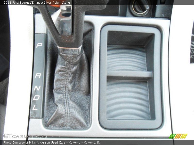 Ingot Silver / Light Stone 2011 Ford Taurus SE