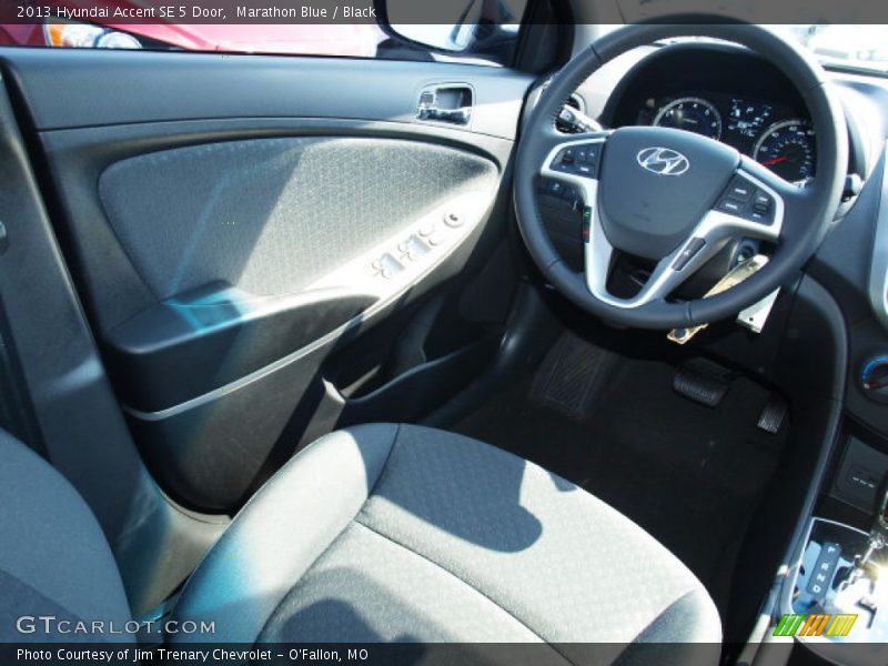Marathon Blue / Black 2013 Hyundai Accent SE 5 Door
