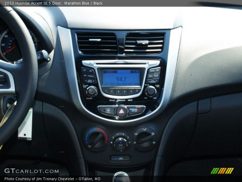 Marathon Blue / Black 2013 Hyundai Accent SE 5 Door