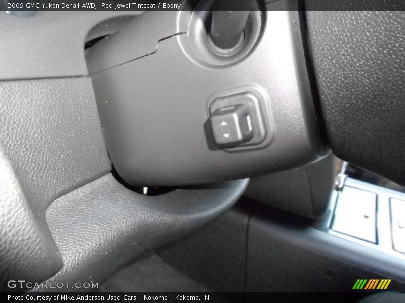 Red Jewel Tintcoat / Ebony 2009 GMC Yukon Denali AWD