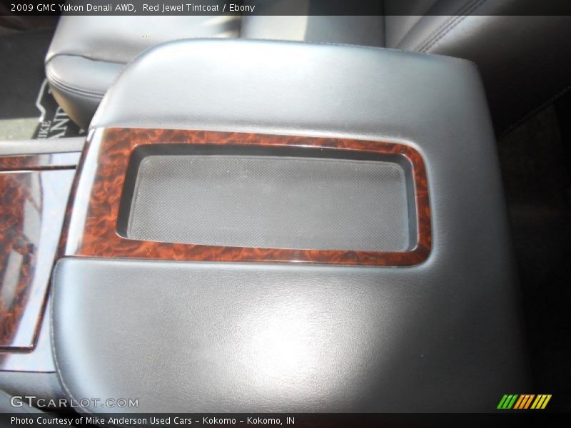 Red Jewel Tintcoat / Ebony 2009 GMC Yukon Denali AWD