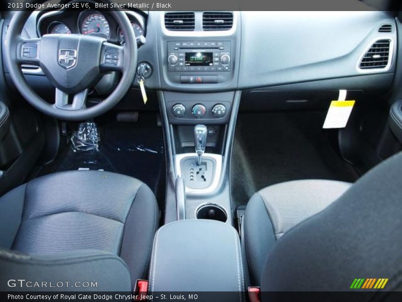 Billet Silver Metallic / Black 2013 Dodge Avenger SE V6