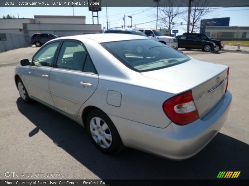 Lunar Mist Metallic / Stone 2002 Toyota Camry XLE