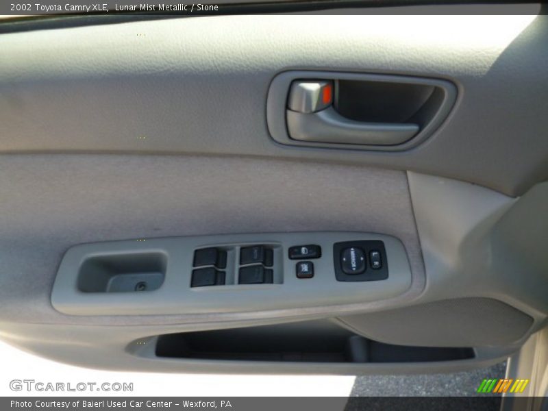 Lunar Mist Metallic / Stone 2002 Toyota Camry XLE