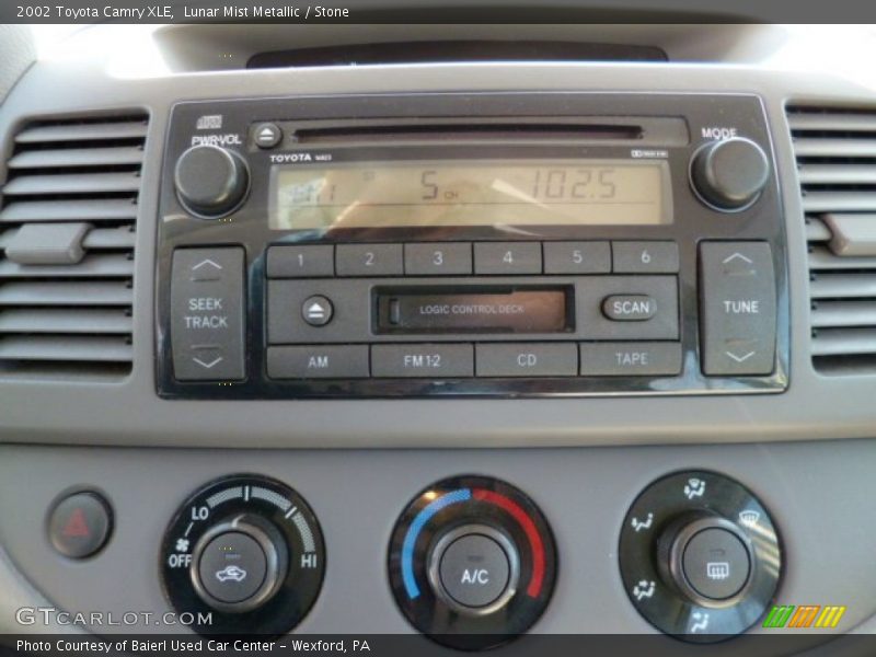 Lunar Mist Metallic / Stone 2002 Toyota Camry XLE