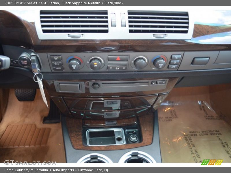 Controls of 2005 7 Series 745Li Sedan
