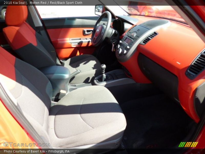 Molten Red / Red/Black Sport Cloth 2010 Kia Soul !