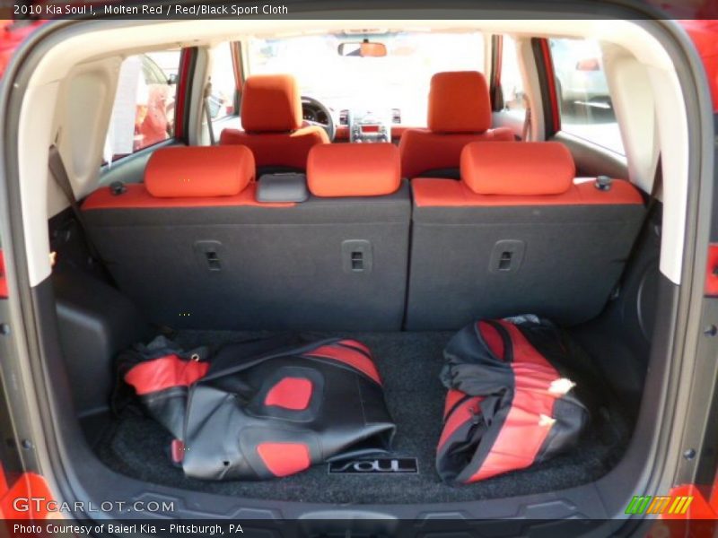 Molten Red / Red/Black Sport Cloth 2010 Kia Soul !
