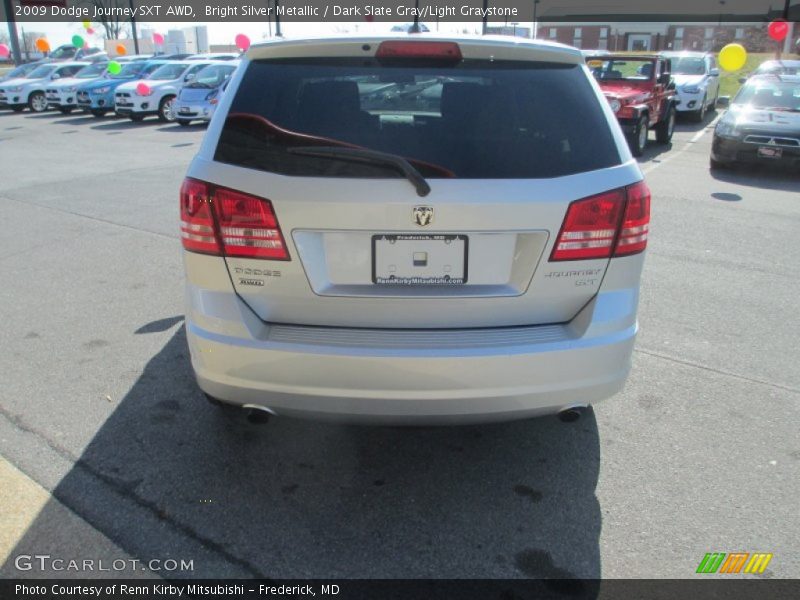 Bright Silver Metallic / Dark Slate Gray/Light Graystone 2009 Dodge Journey SXT AWD