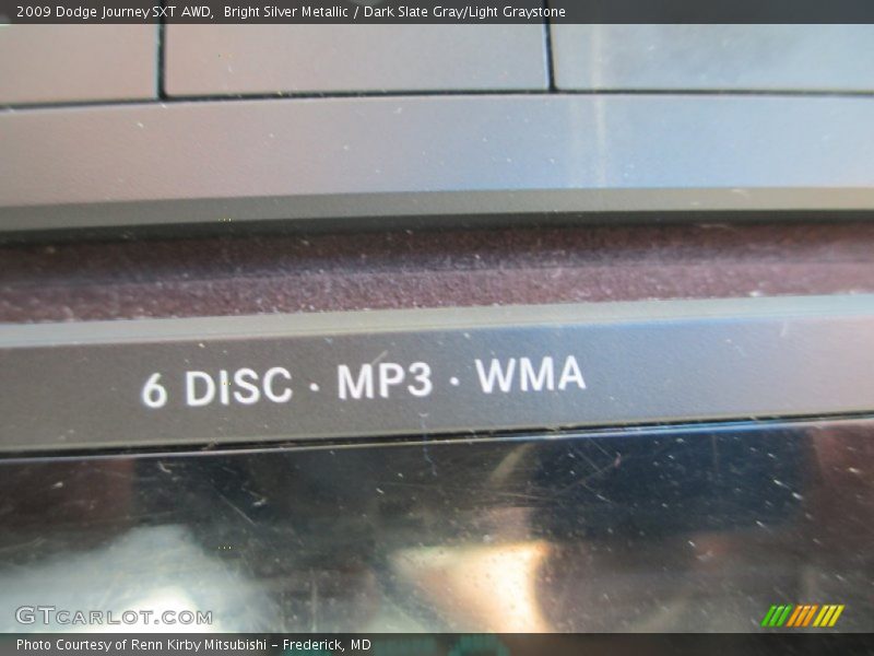 Bright Silver Metallic / Dark Slate Gray/Light Graystone 2009 Dodge Journey SXT AWD