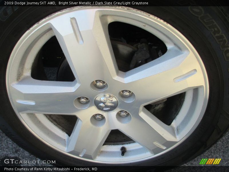 Bright Silver Metallic / Dark Slate Gray/Light Graystone 2009 Dodge Journey SXT AWD