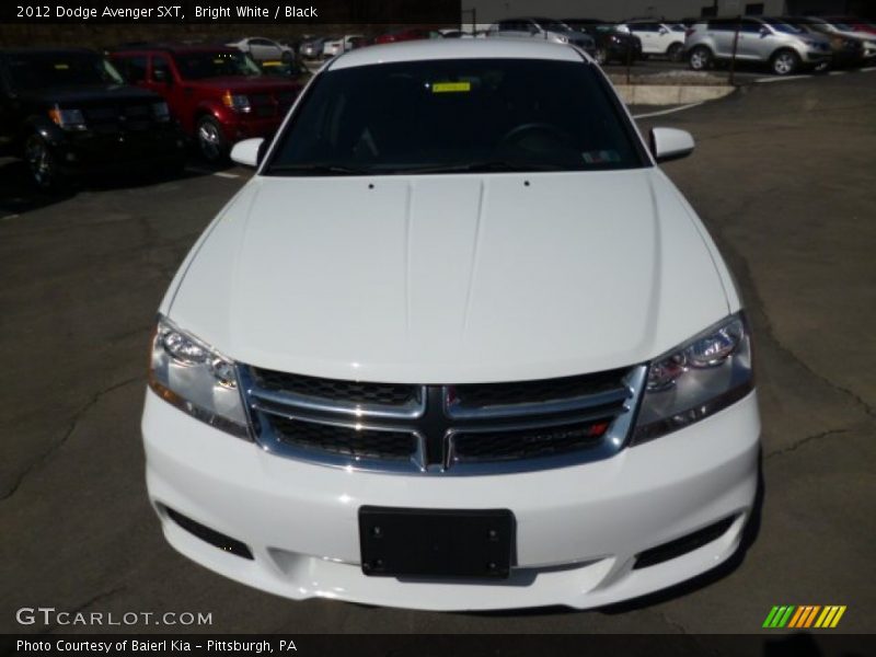 Bright White / Black 2012 Dodge Avenger SXT