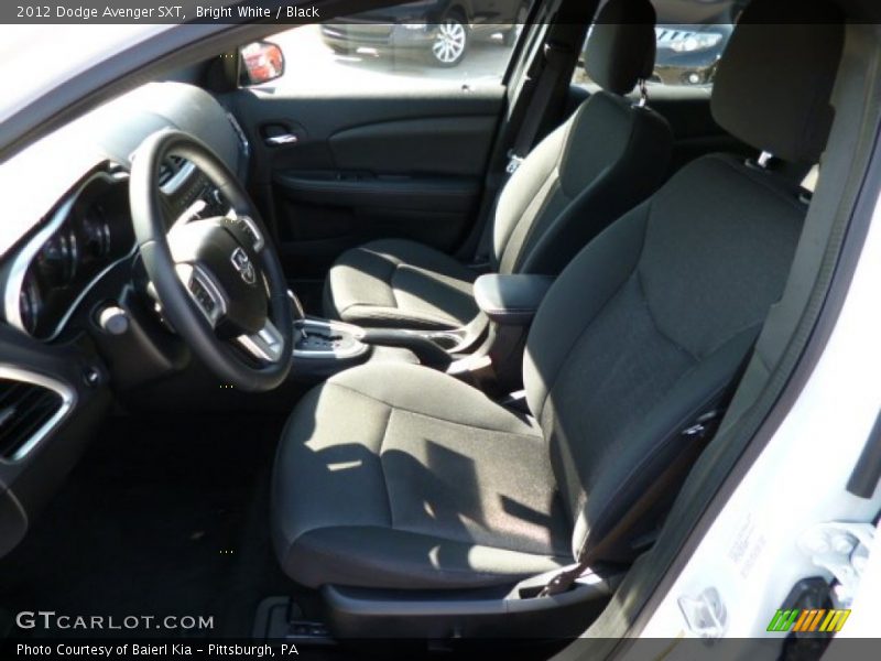 Bright White / Black 2012 Dodge Avenger SXT