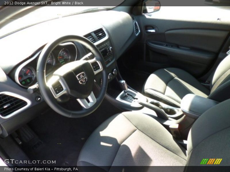 Bright White / Black 2012 Dodge Avenger SXT