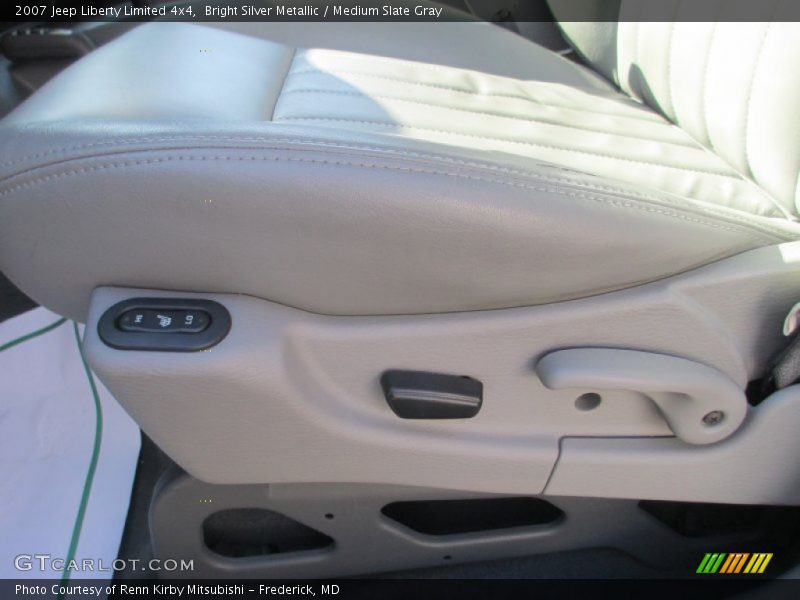 Bright Silver Metallic / Medium Slate Gray 2007 Jeep Liberty Limited 4x4