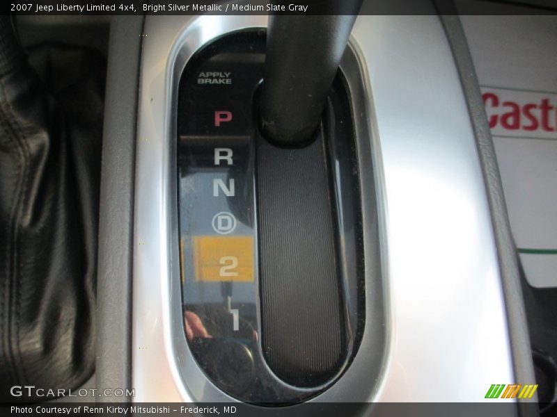 Bright Silver Metallic / Medium Slate Gray 2007 Jeep Liberty Limited 4x4