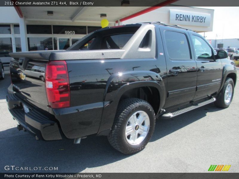 Black / Ebony 2012 Chevrolet Avalanche Z71 4x4