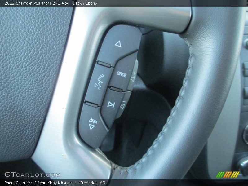 Black / Ebony 2012 Chevrolet Avalanche Z71 4x4