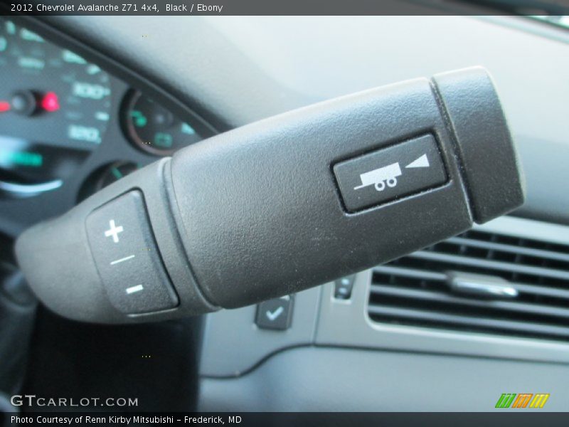 Black / Ebony 2012 Chevrolet Avalanche Z71 4x4